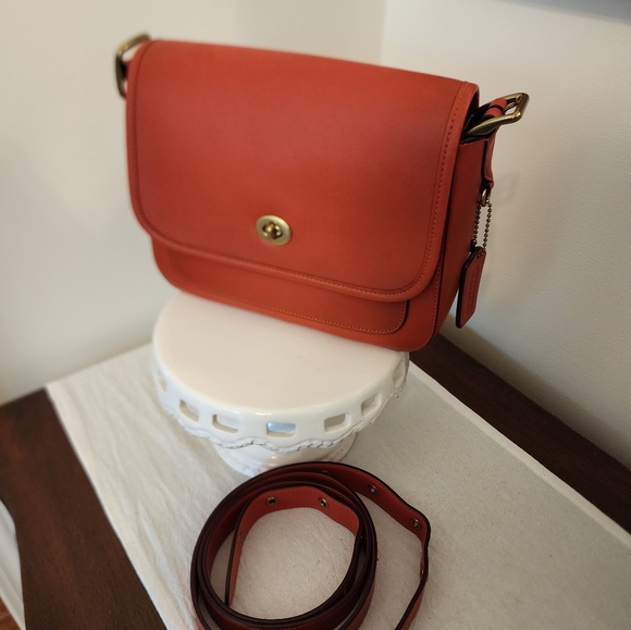 Coach Rambler Crossbody/Shoulder Bag EUC Color: Mango - Picture 2 of 8